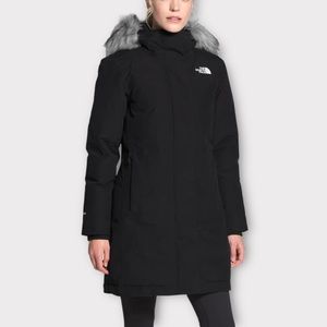 The North Face Artic Parka size M